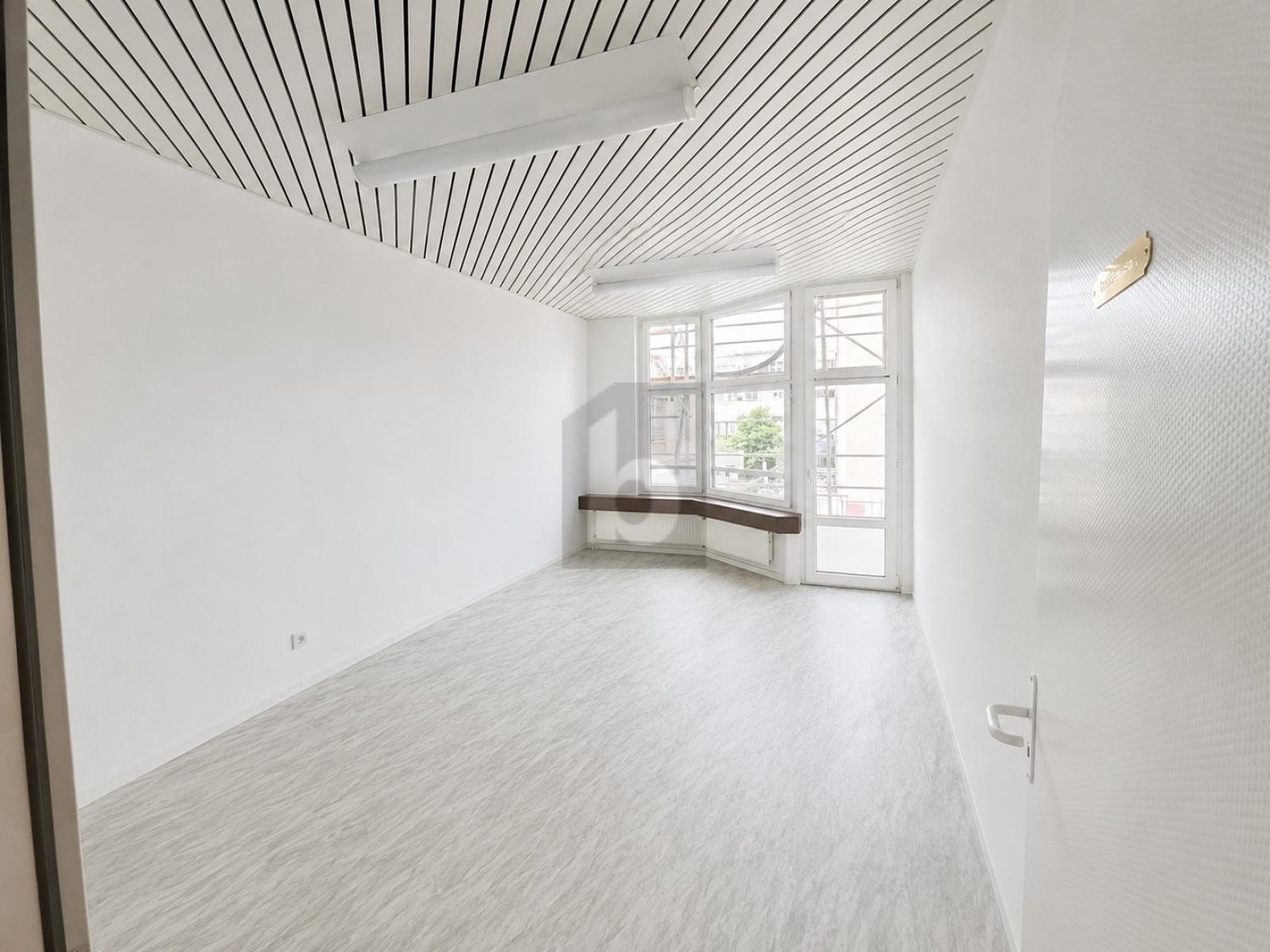 139m² studio