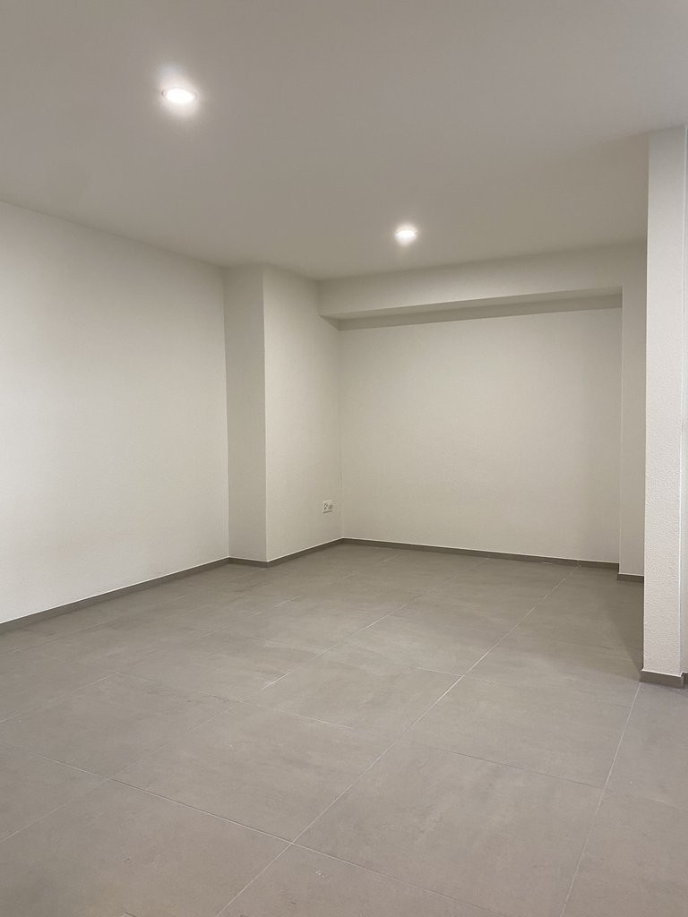 25m² commerciale