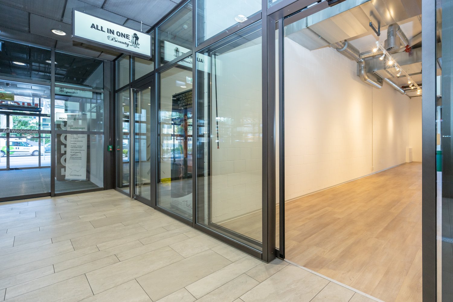 51m² negozio