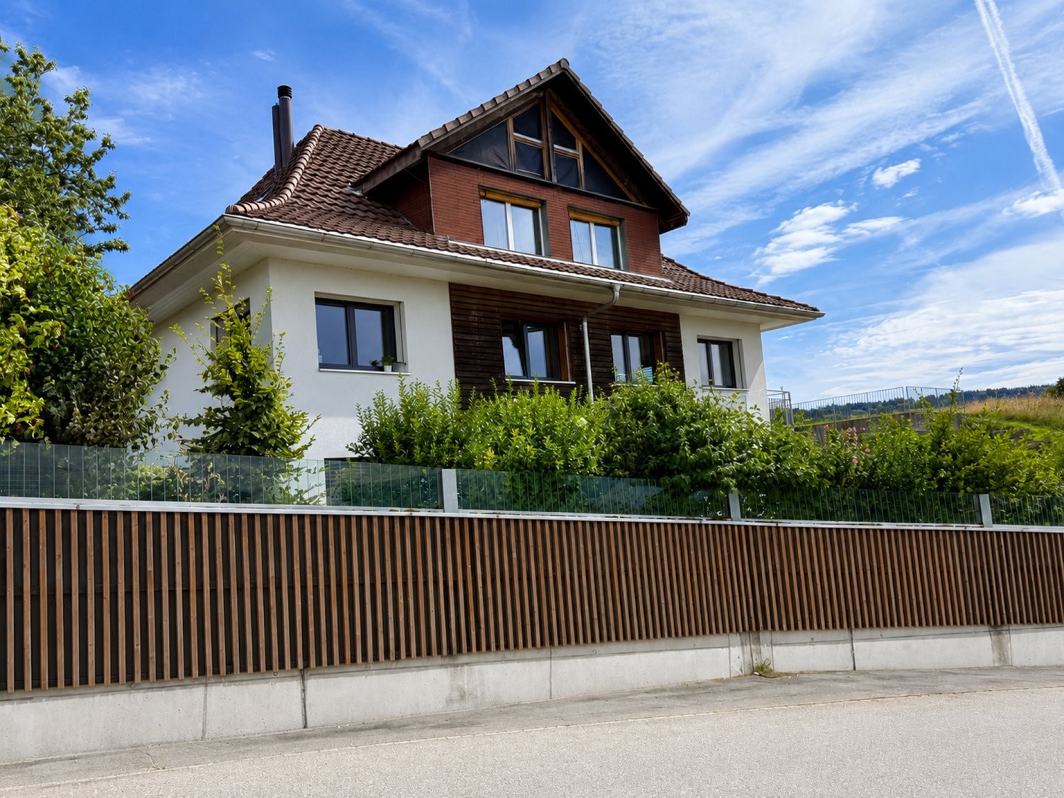 5 ½ rooms multi family house