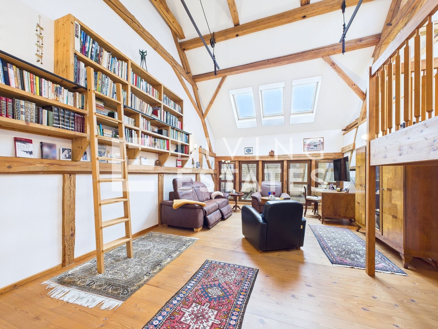 16 ½ rooms farm house