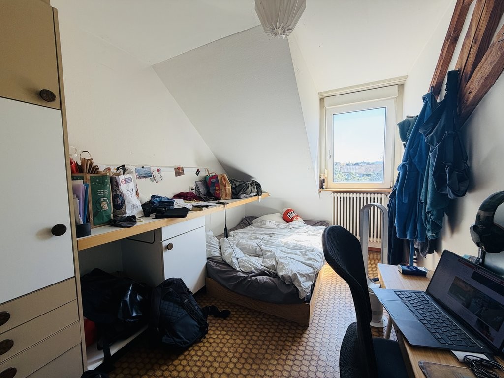 4 rooms roof flat