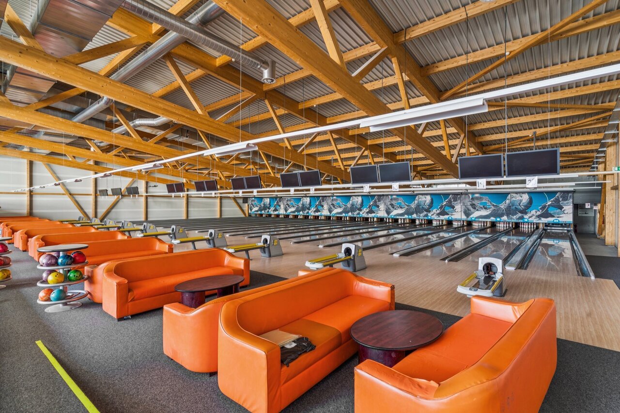 1867m² commerciale