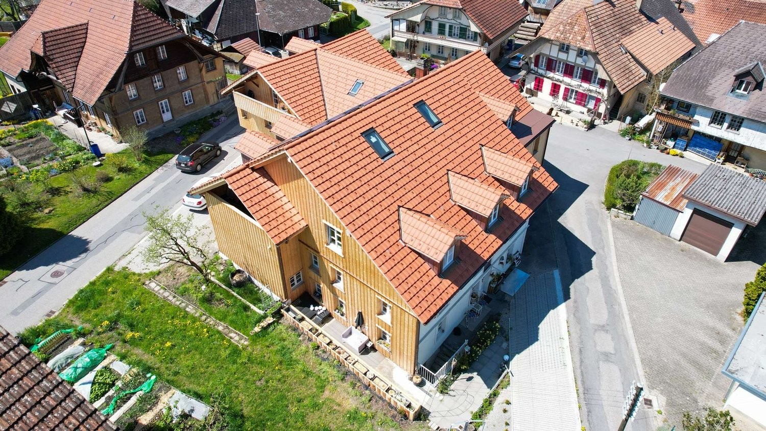11 rooms multi family house
