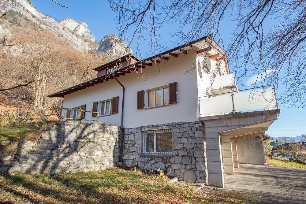 Casa multifamiliare