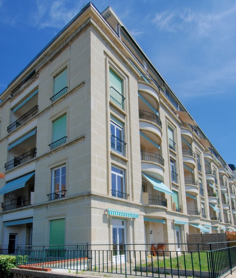 6 rooms apartment