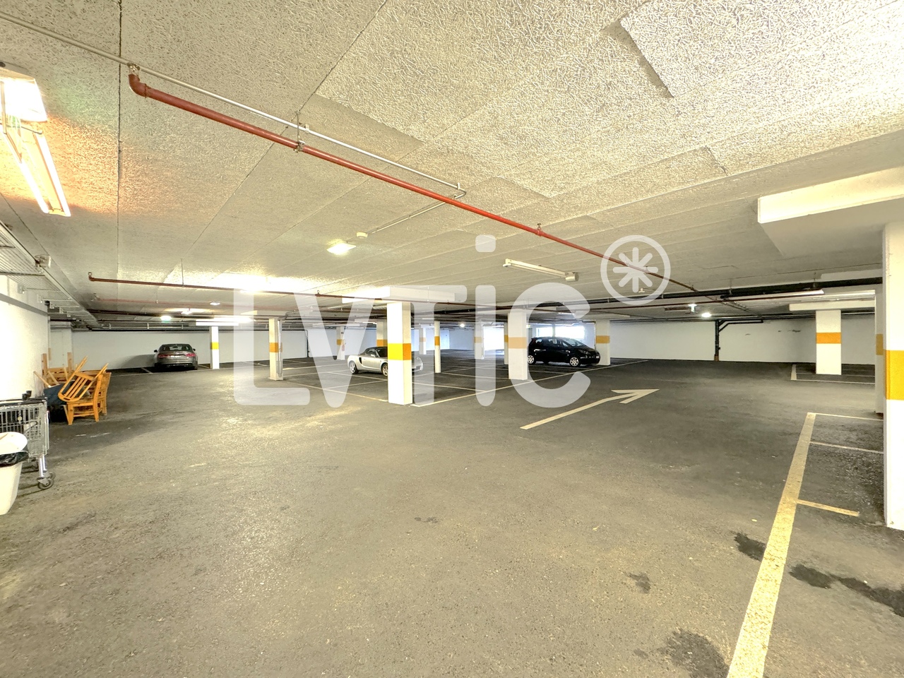 negozio di 290m²