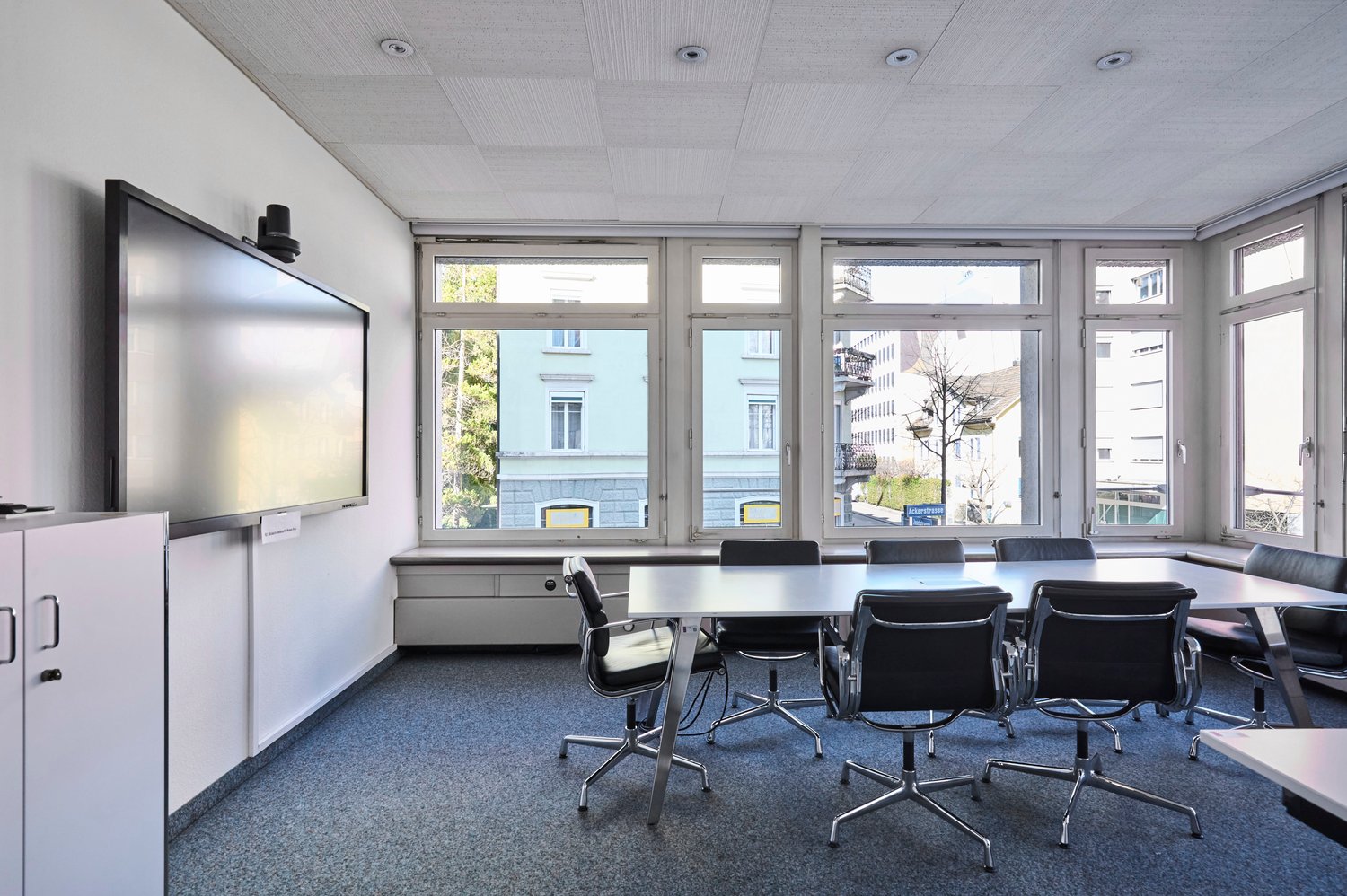 825m² ufficio