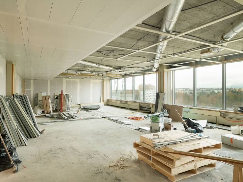 142m² office