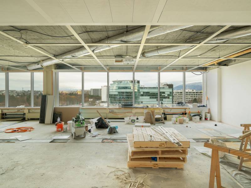 142m² office