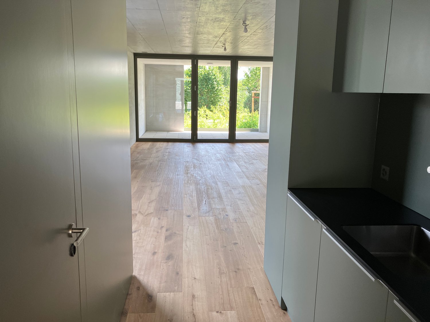 48m² office