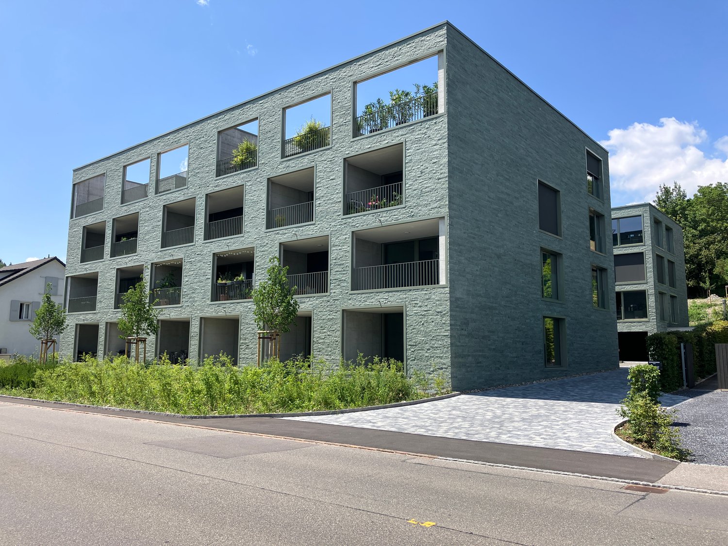 48m² office