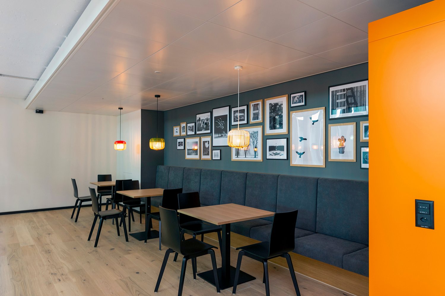 2160m² office