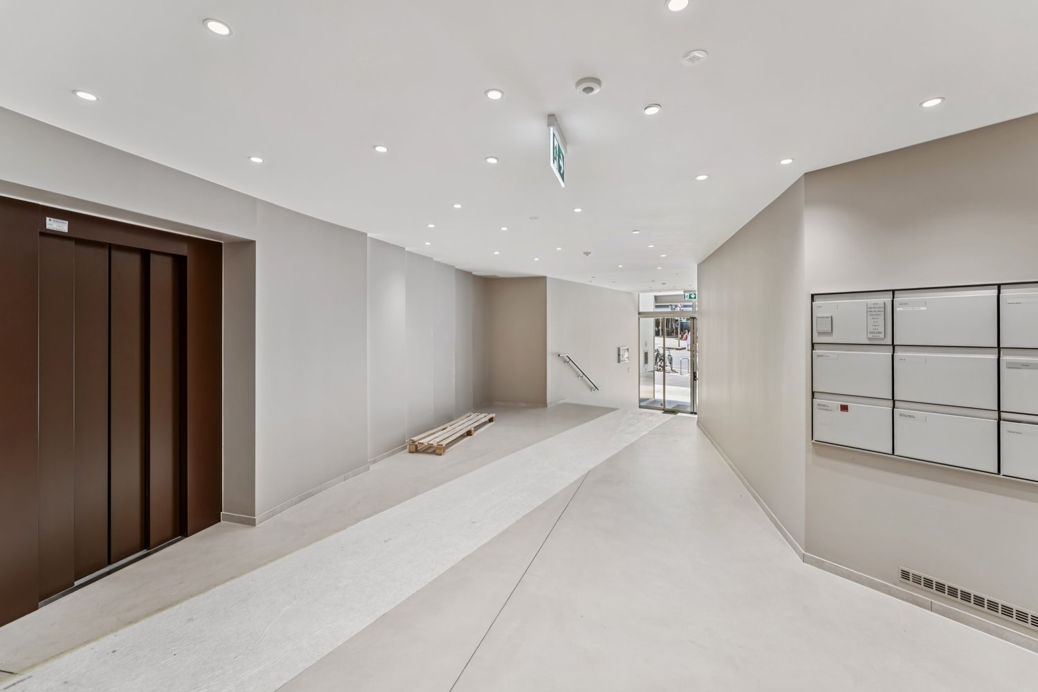 326m² Büro