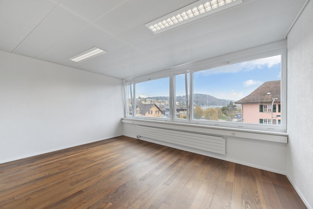 76m² bureau