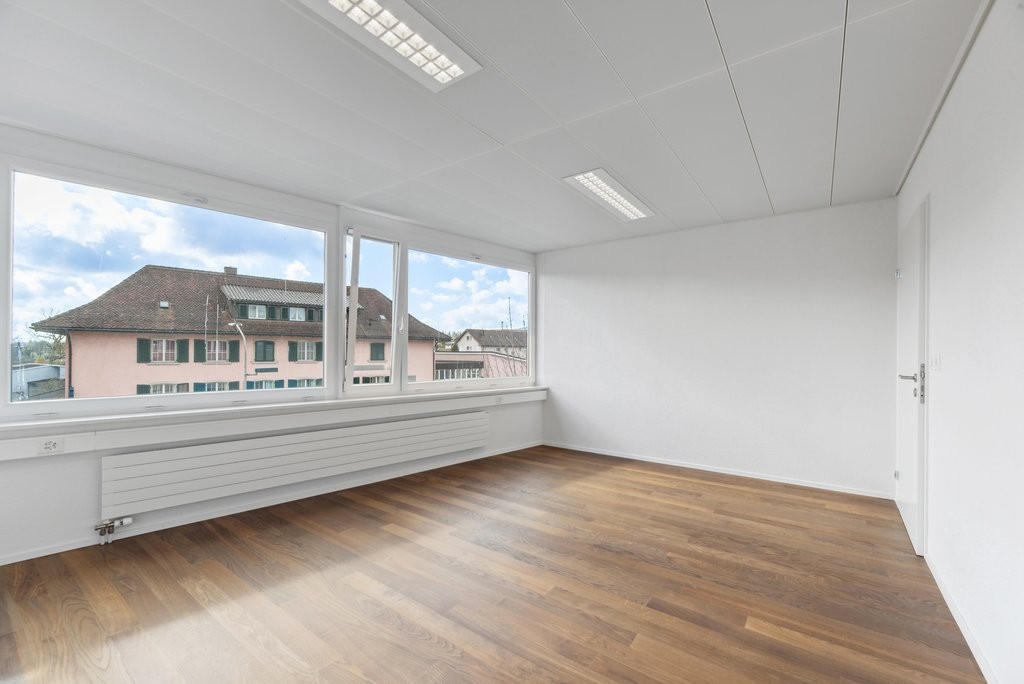 76m² bureau