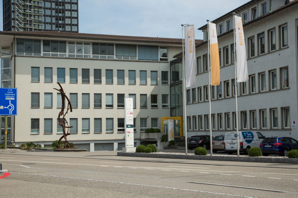 42m² office