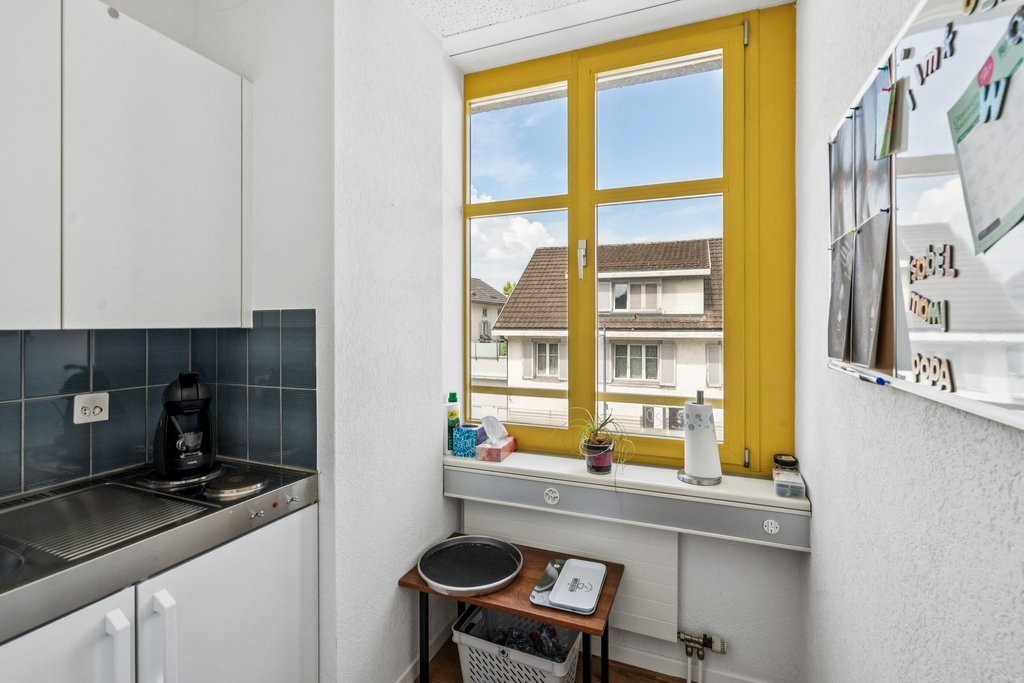 125m² office