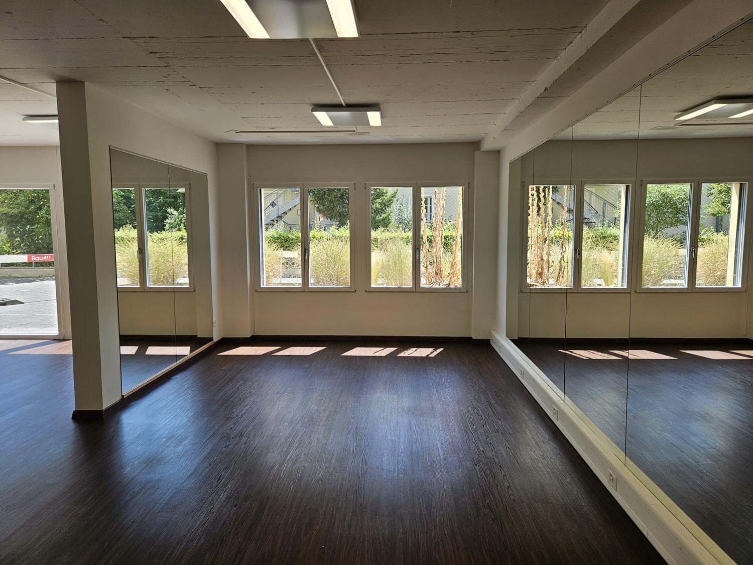86m² commercial