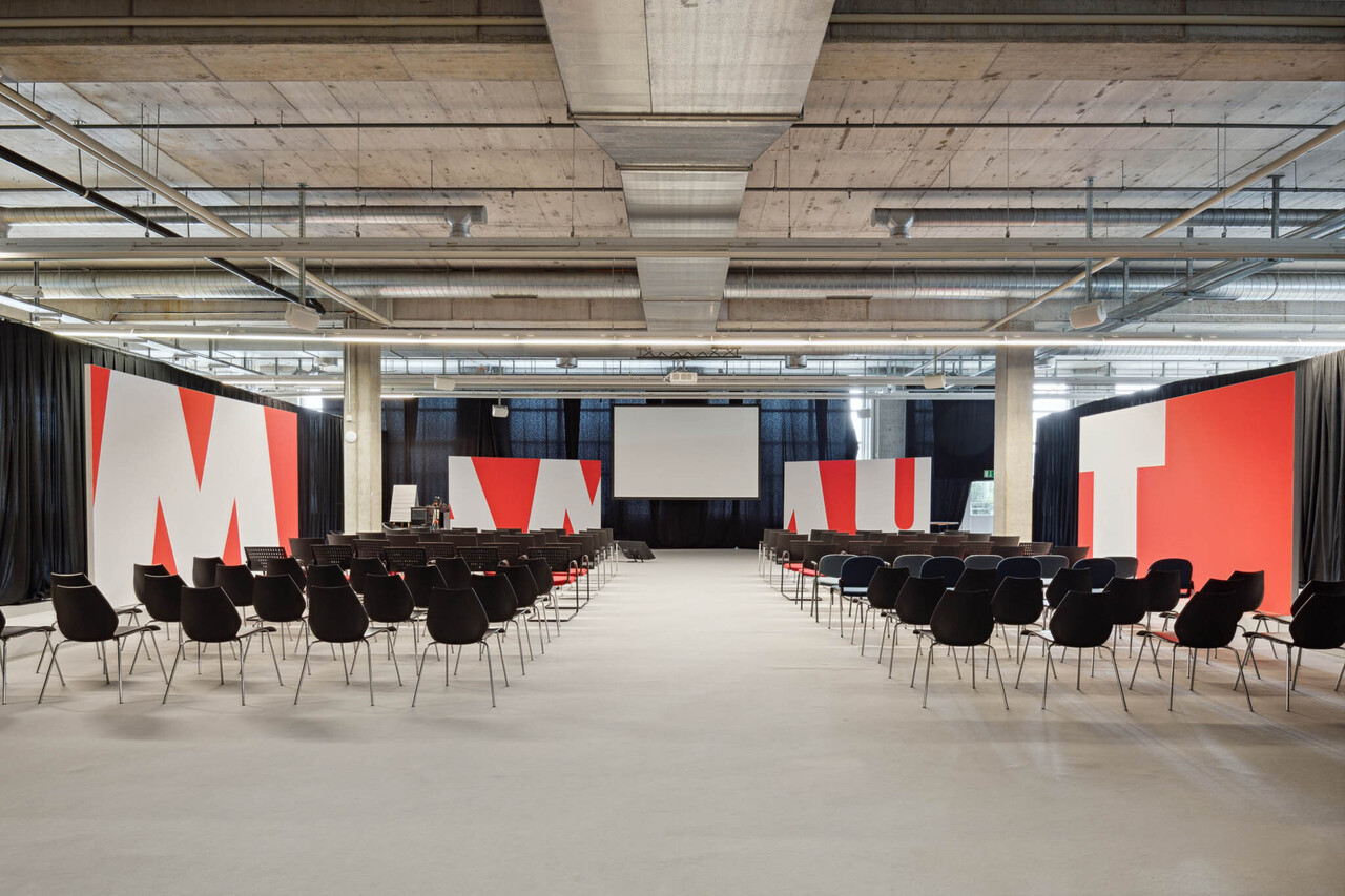 1260m² commerciale