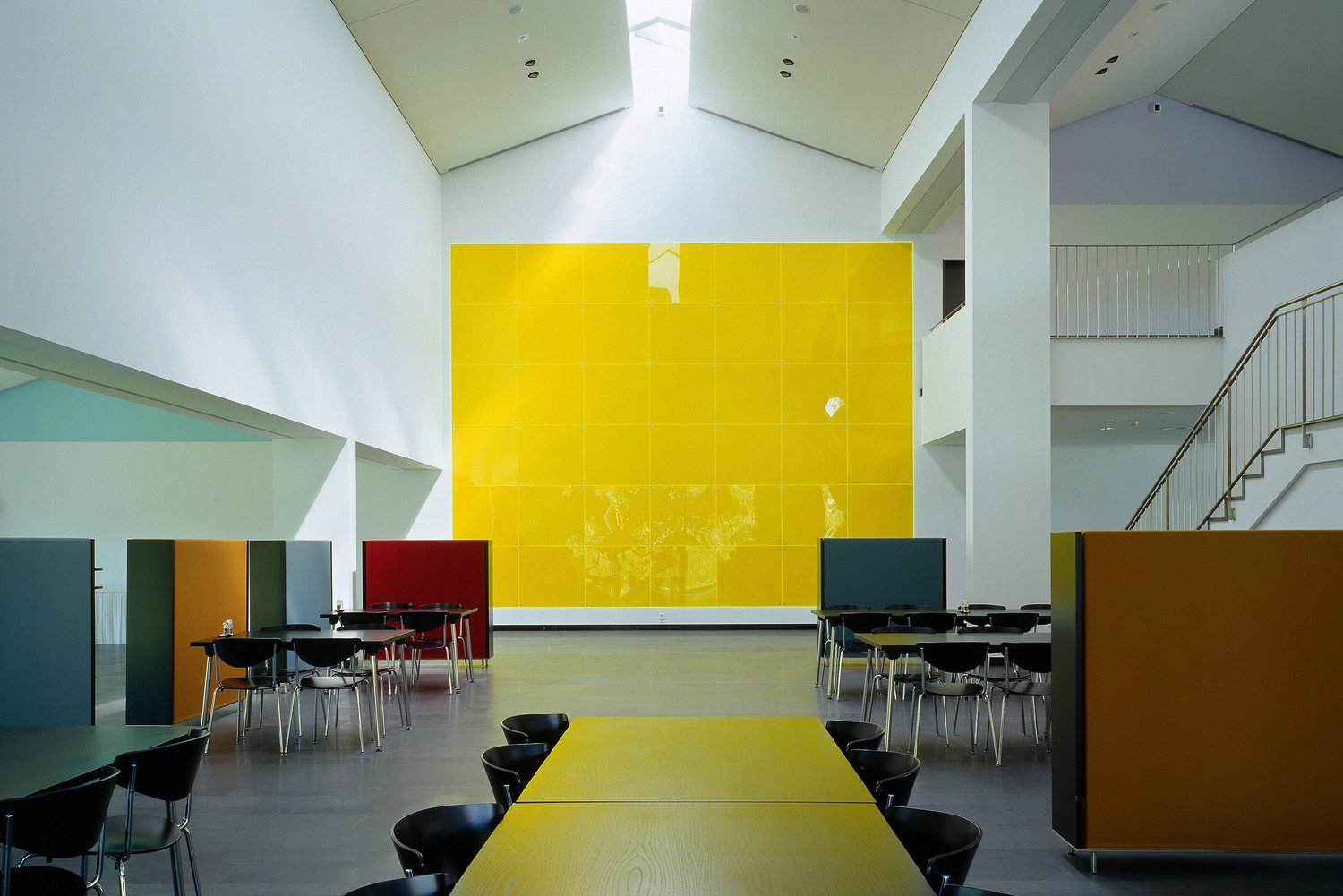 13000m² office