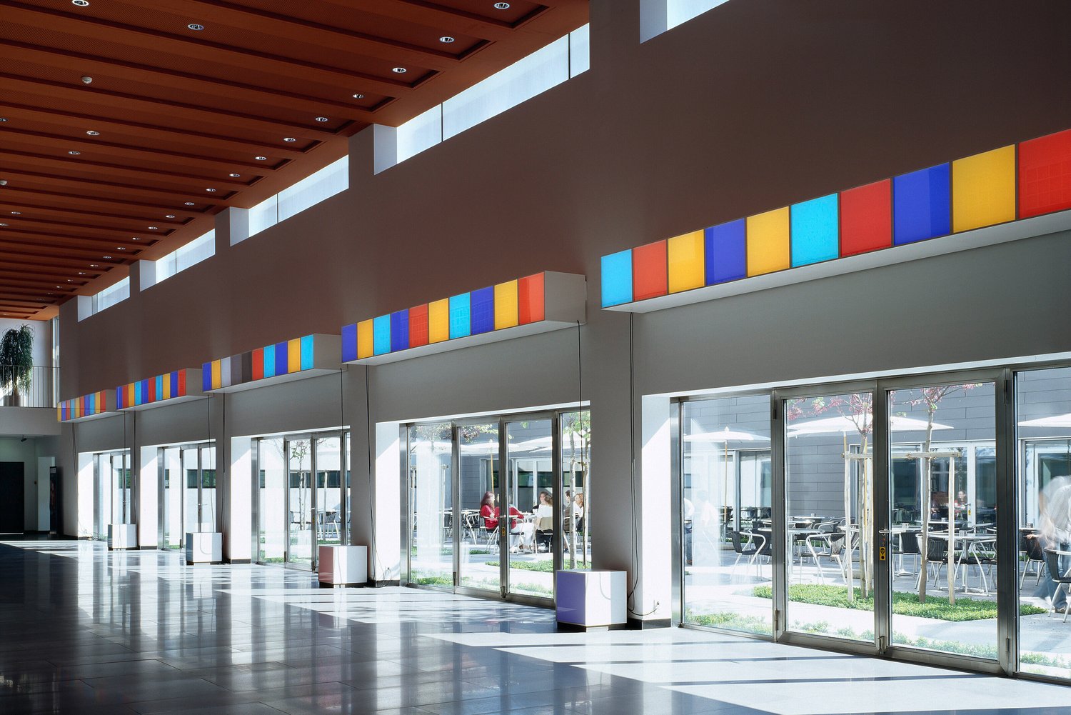 13000m² office