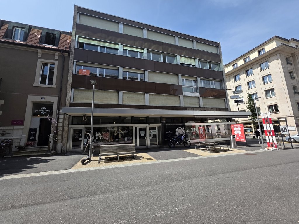 75m² commerciale