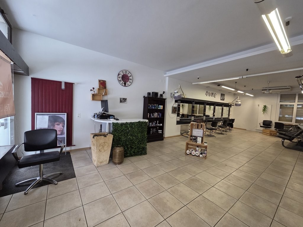 75m² commerciale