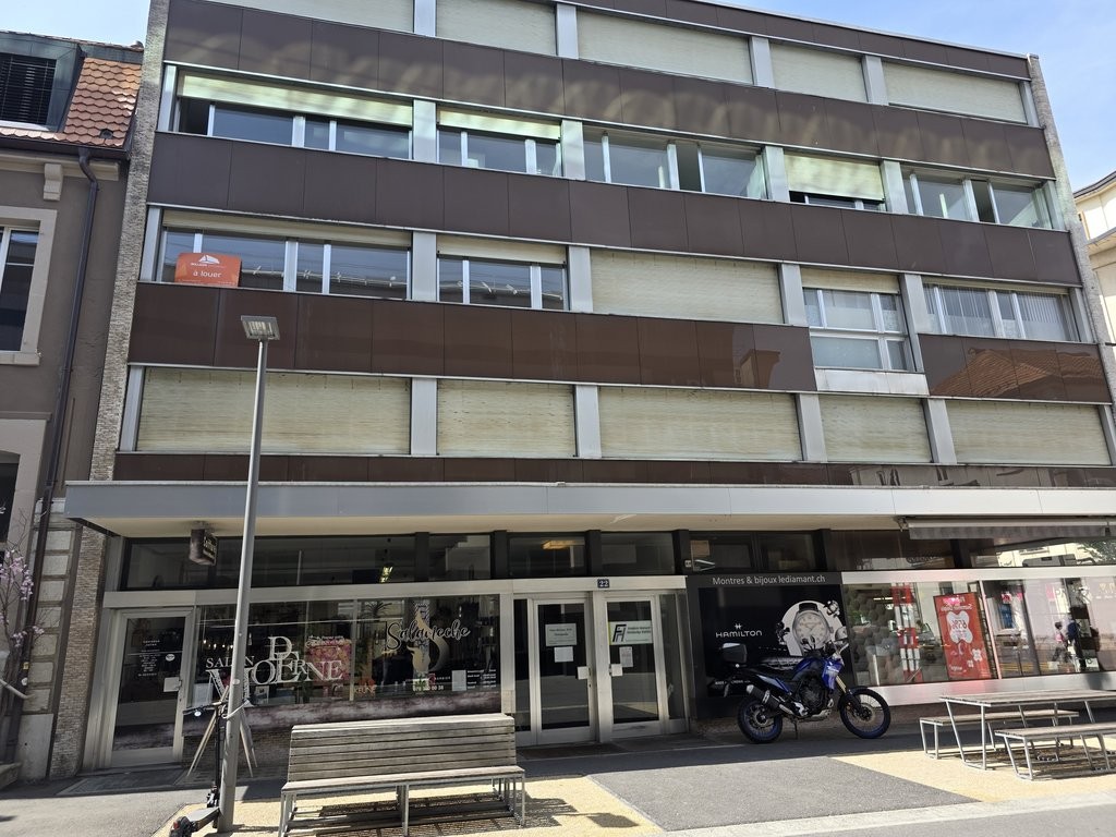 75m² commerciale