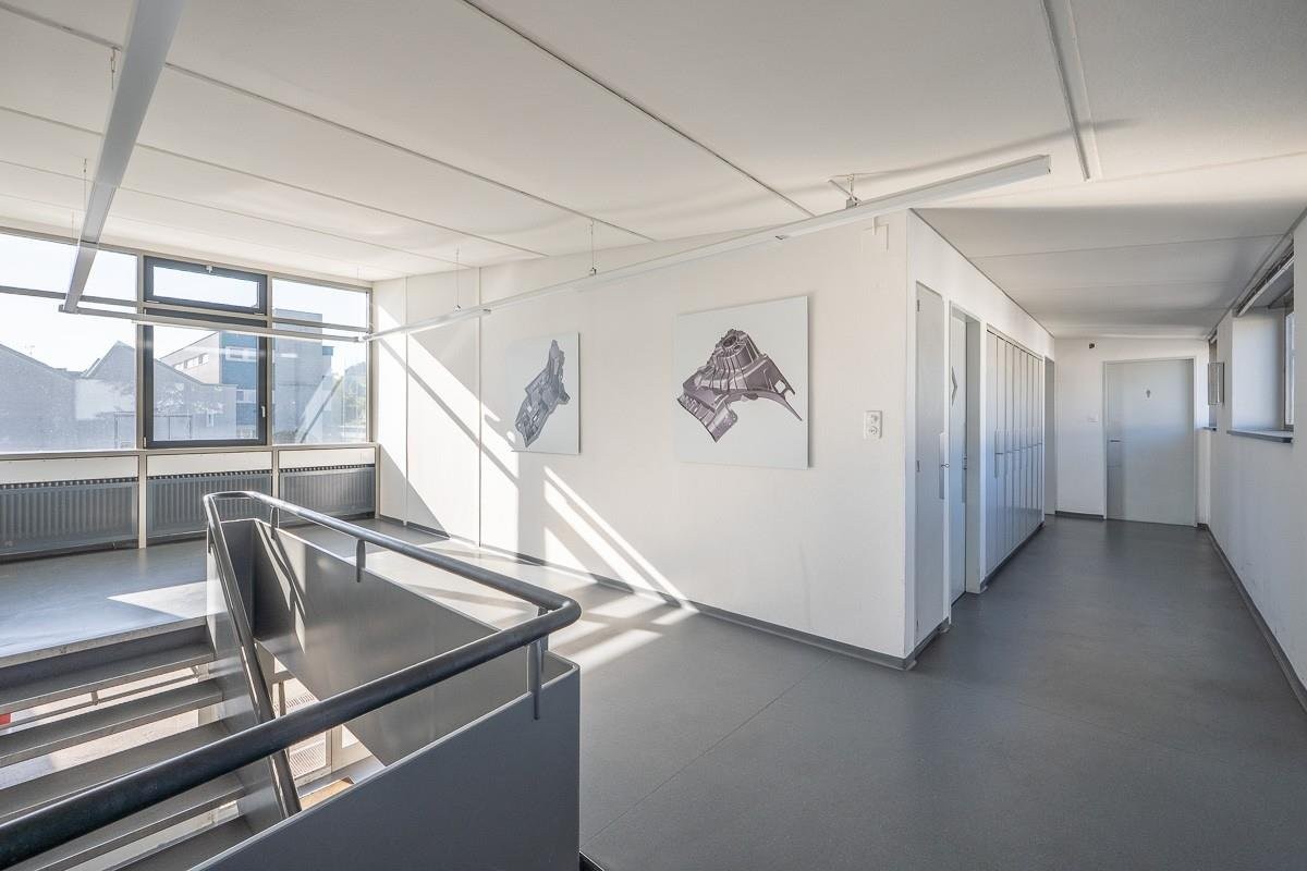 340m² commercial