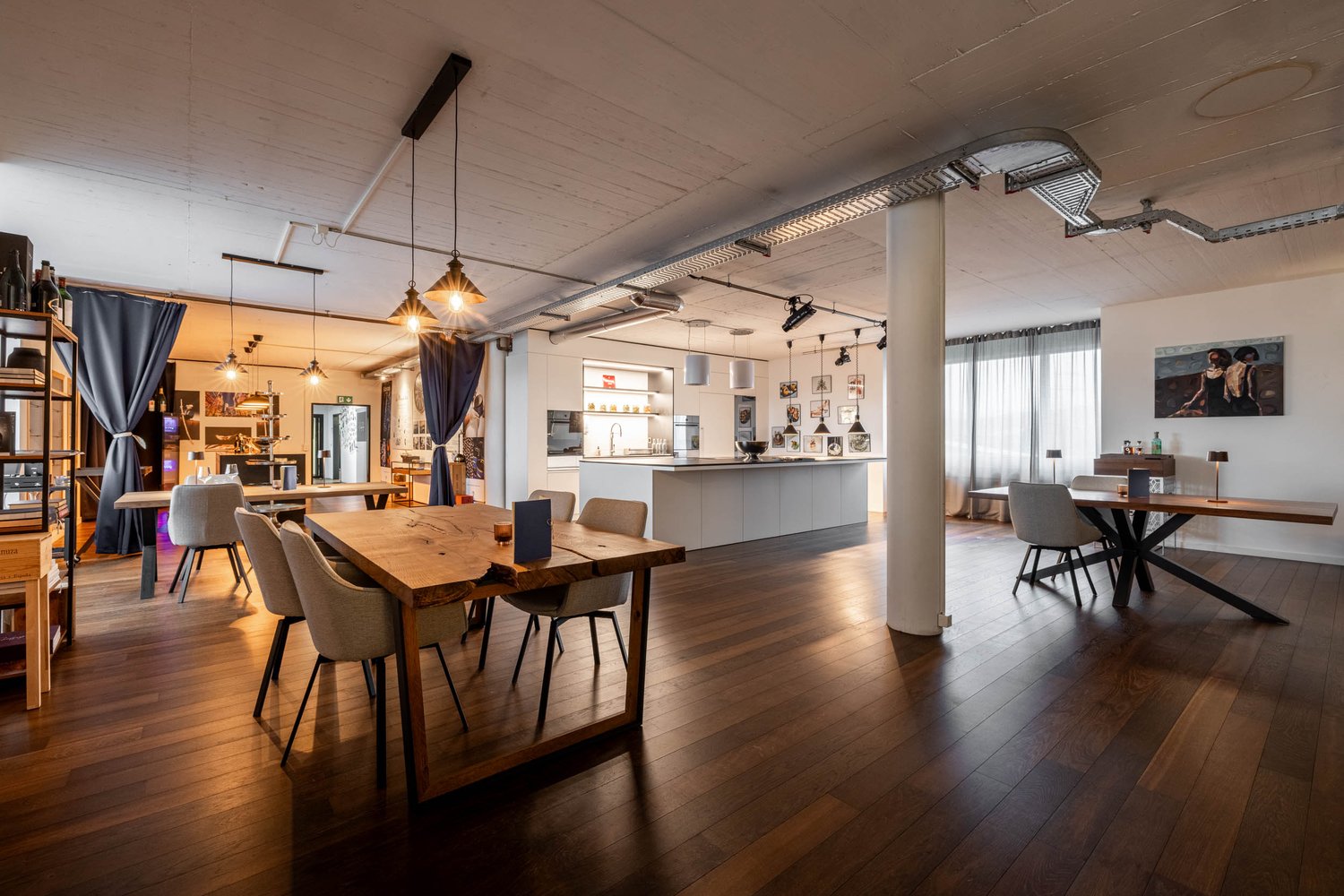 300m² commercial
