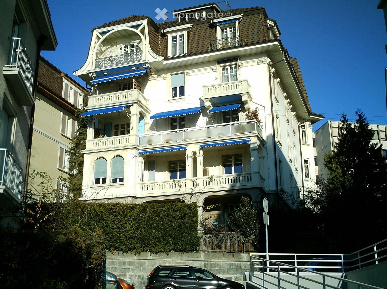 6 rooms apartment