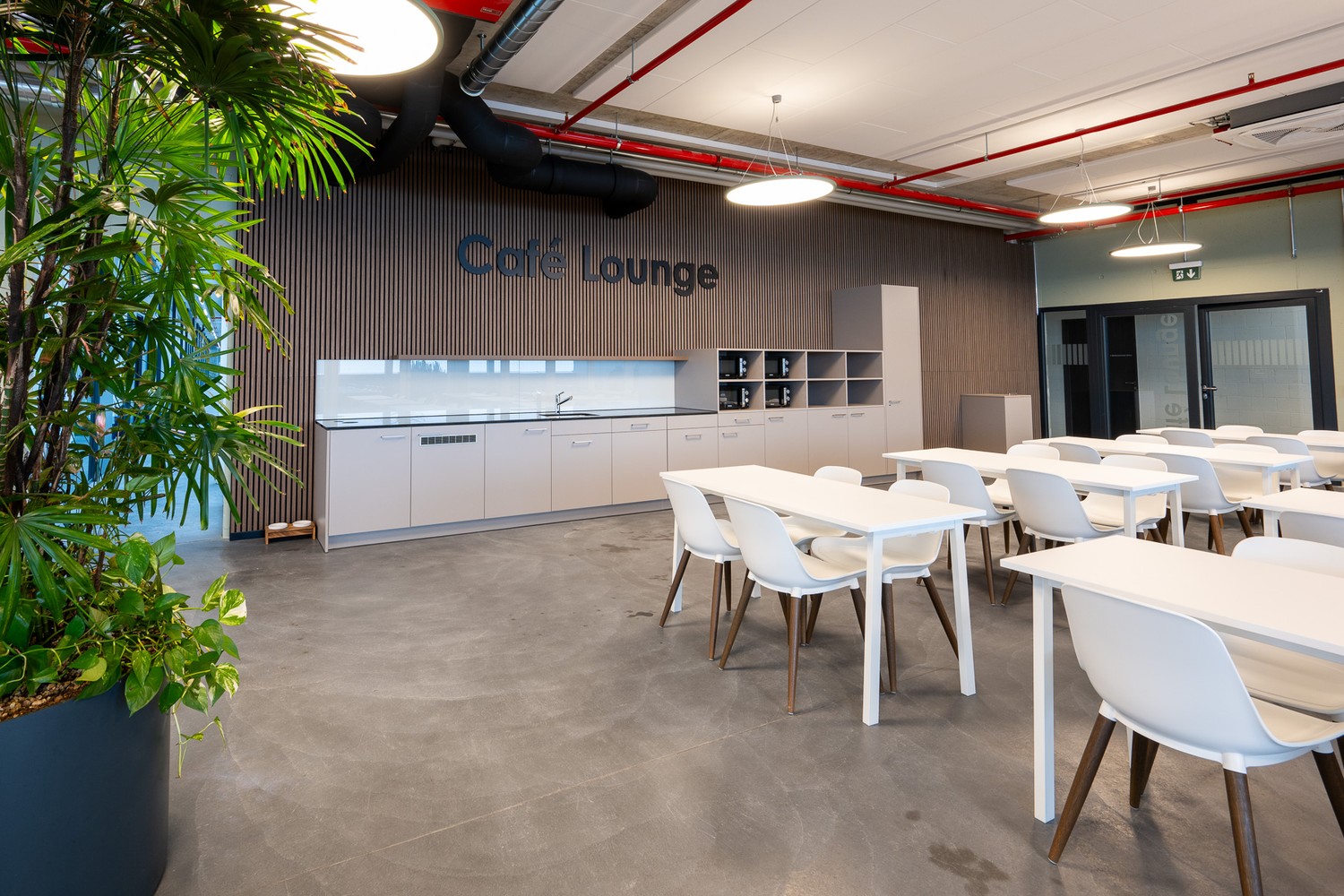 177m² office