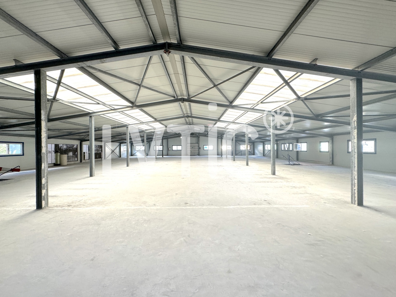 2200m² Industrieobjekt