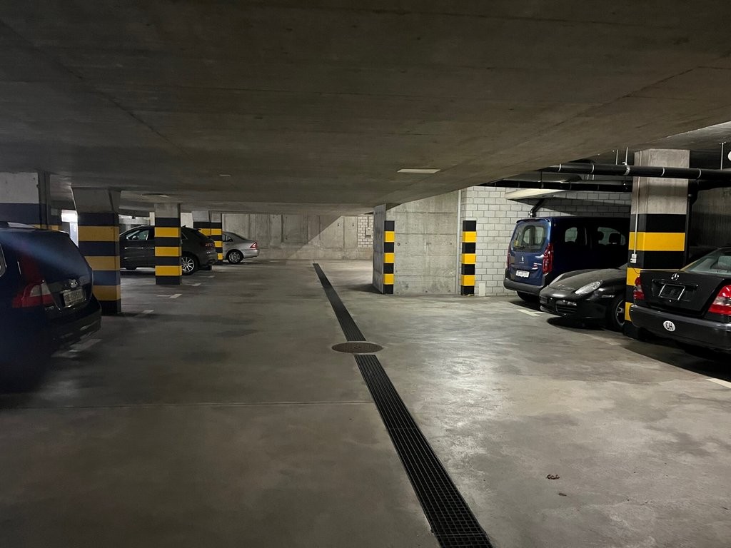 Posto auto interrato