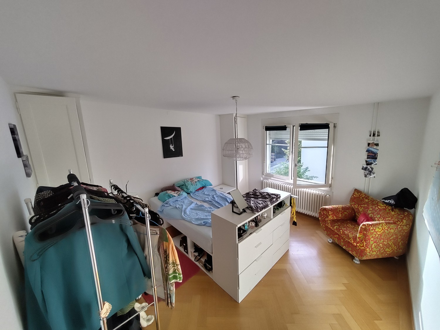 Appartamento di 3 ½ locali","description":"Curato appartamento di 3 locali al 2° piano in Schwarzenburgstrasse 129 a Liebefeld – posizione tranquilla con vista sul verde e vista diretta sul Gurten. Cerchiamo un subentrante / una subentrante per la data di subentro. 
 
Tutte le stanze sono riscaldate