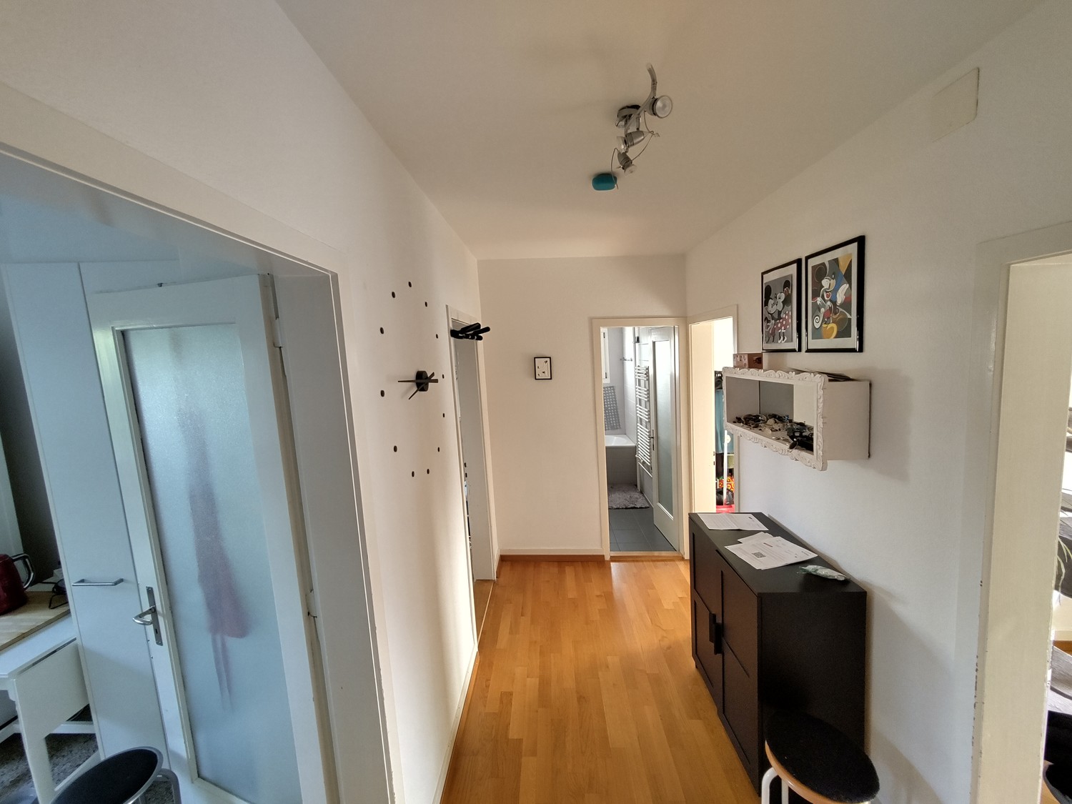 Appartamento di 3 ½ locali","description":"Curato appartamento di 3 locali al 2° piano in Schwarzenburgstrasse 129 a Liebefeld – posizione tranquilla con vista sul verde e vista diretta sul Gurten. Cerchiamo un subentrante / una subentrante per la data di subentro. 
 
Tutte le stanze sono riscaldate