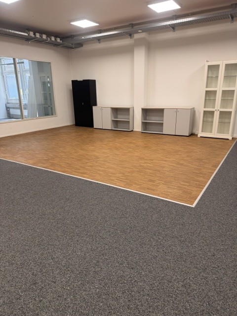 21-381m² commerciale