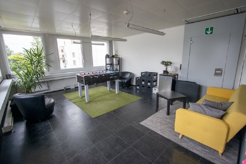 316m² bureau