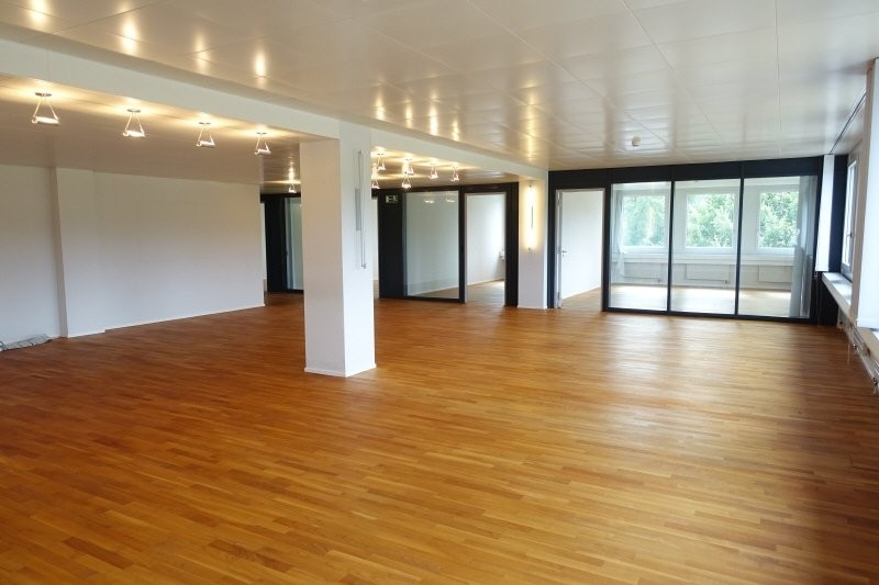316m² bureau