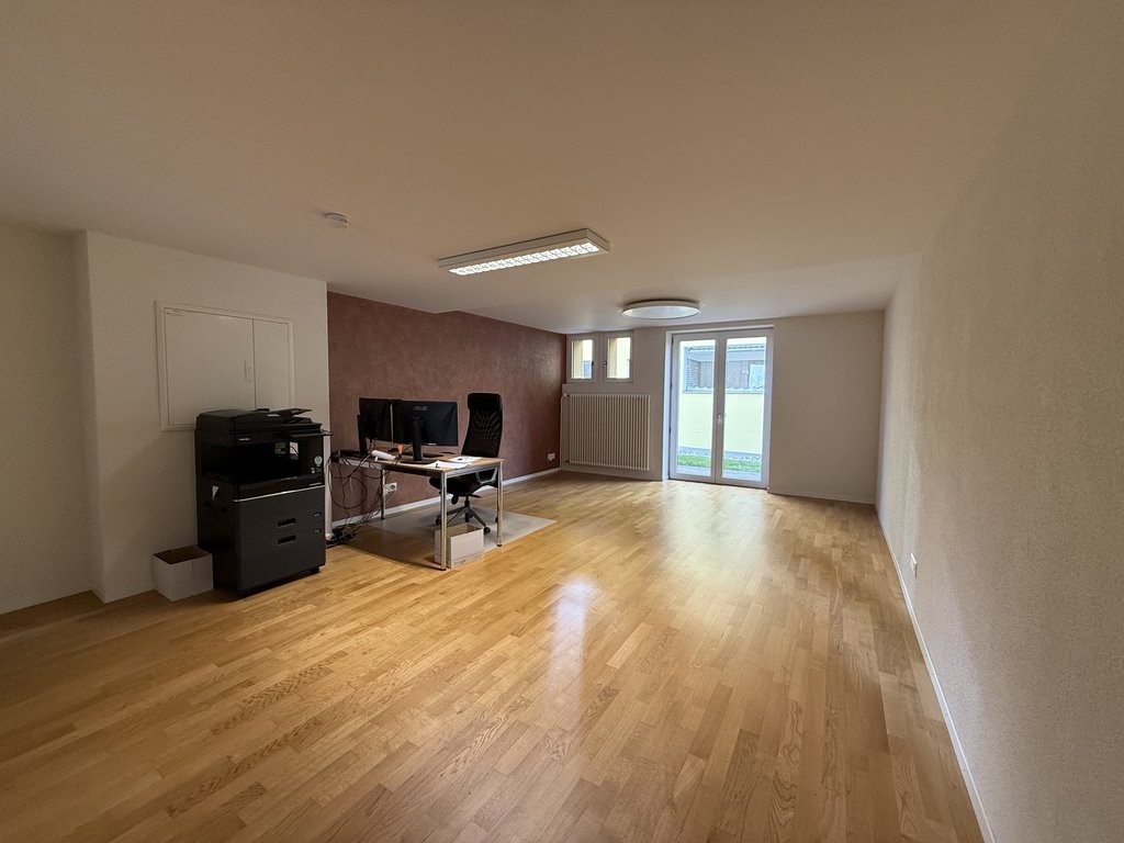 119m² commercial
