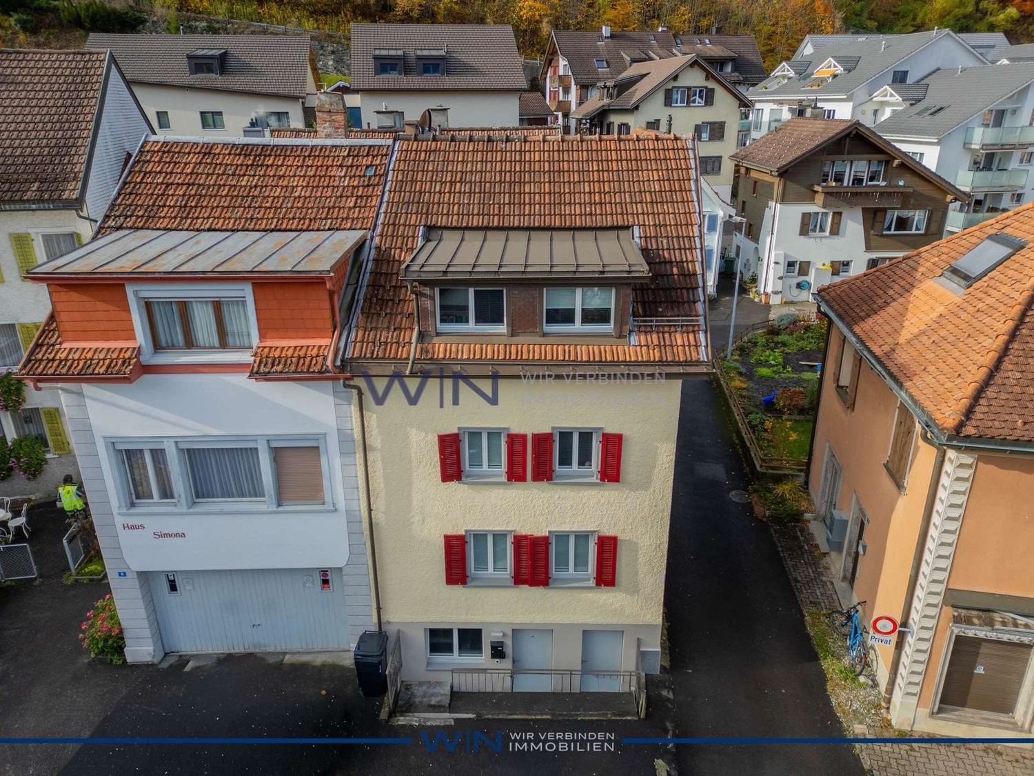 Casa multifamiliare di 10 ½ locali
