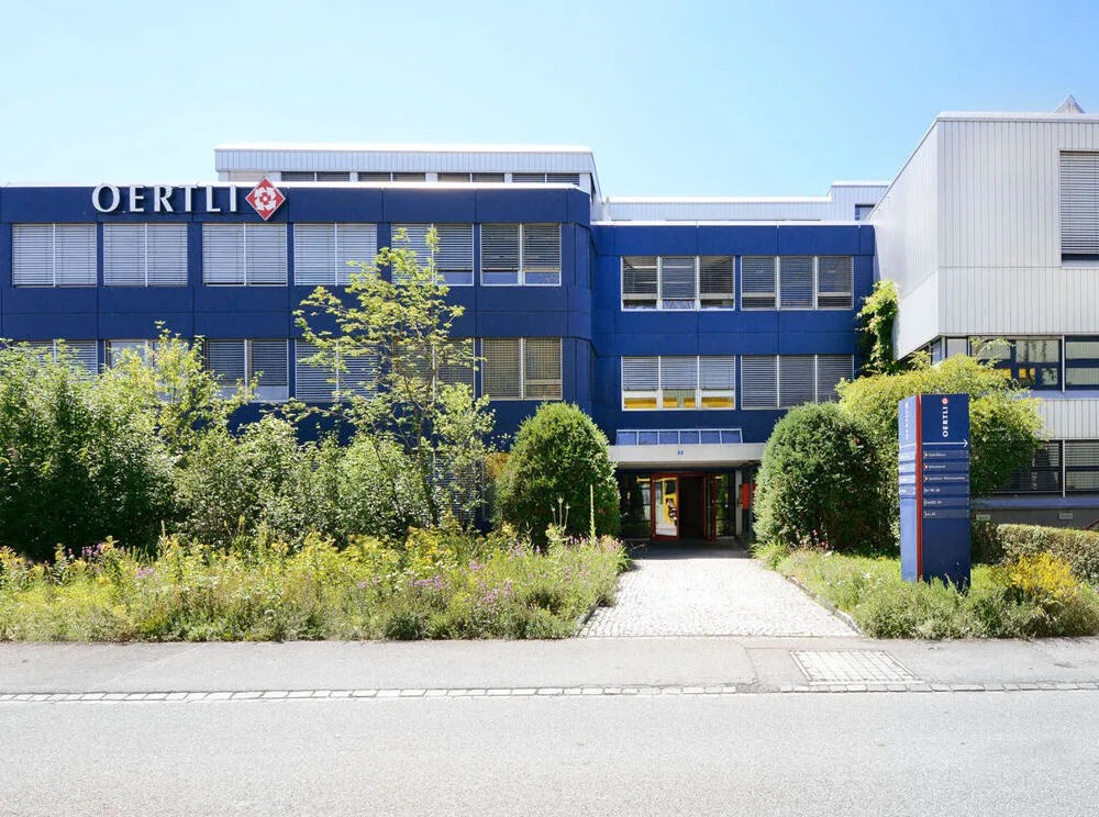 73m² office