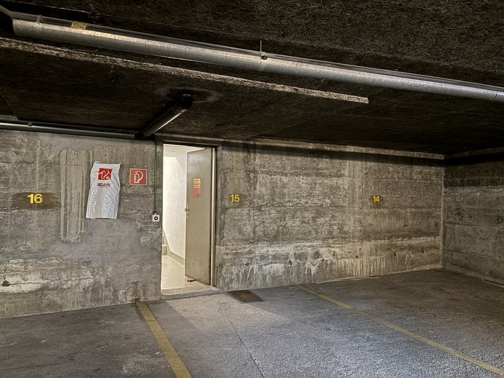 Posto auto interrato