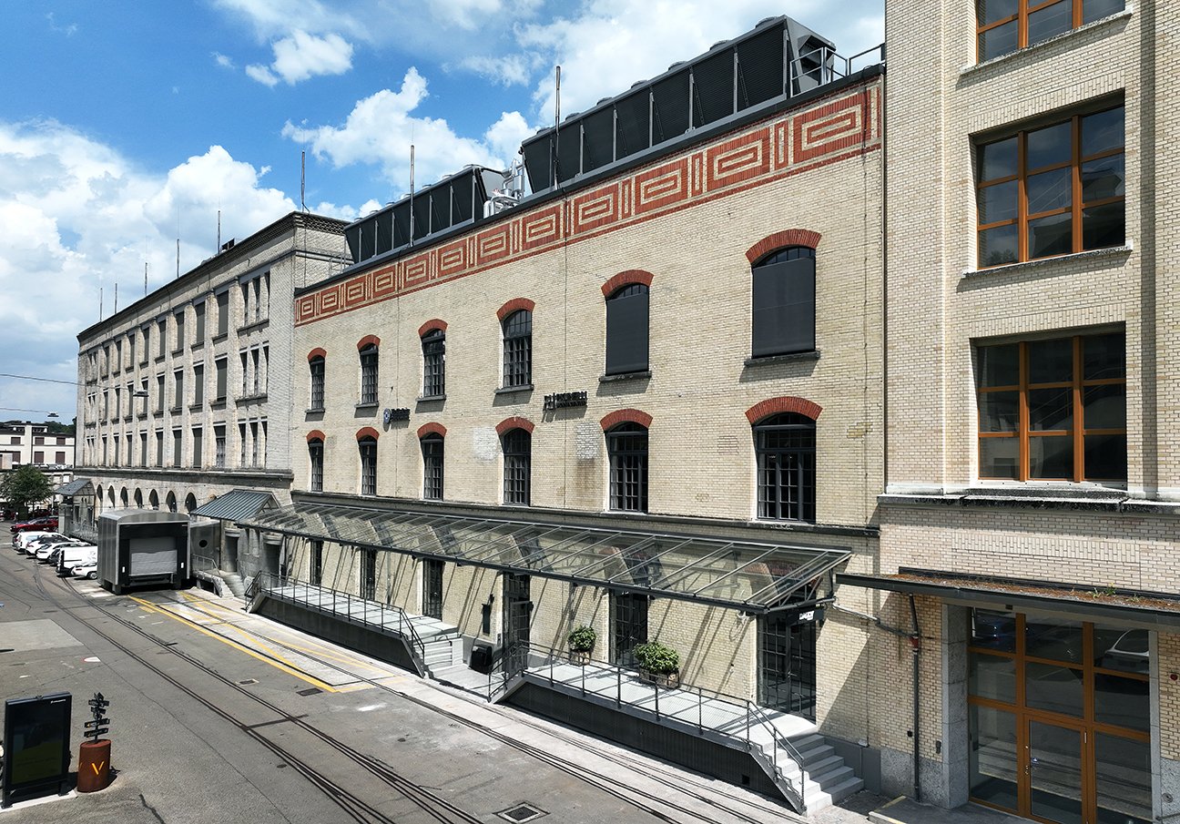 650m² commercial