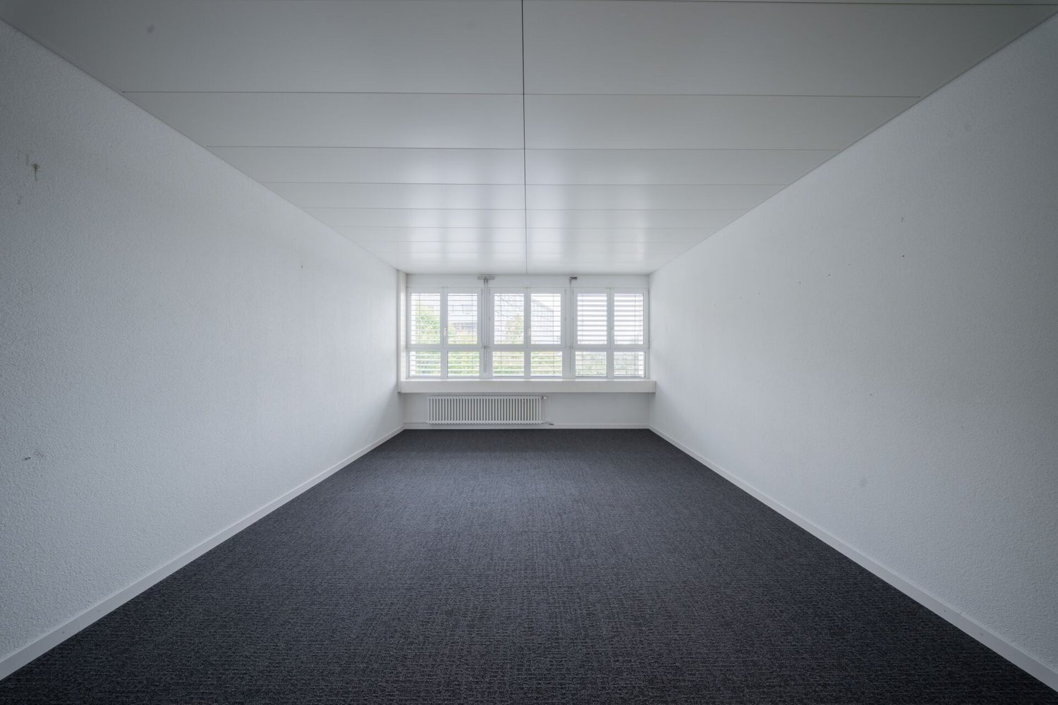 105m² office