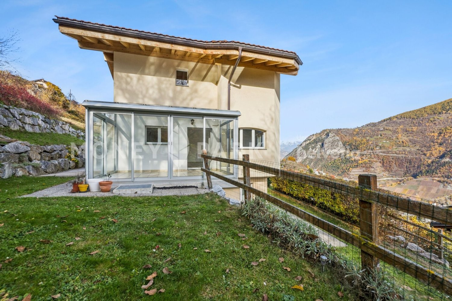 7 rooms villa