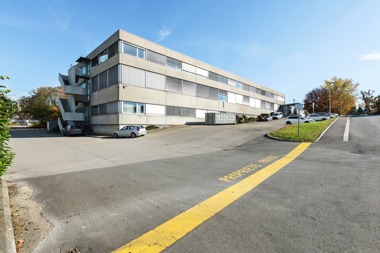500m² workshop